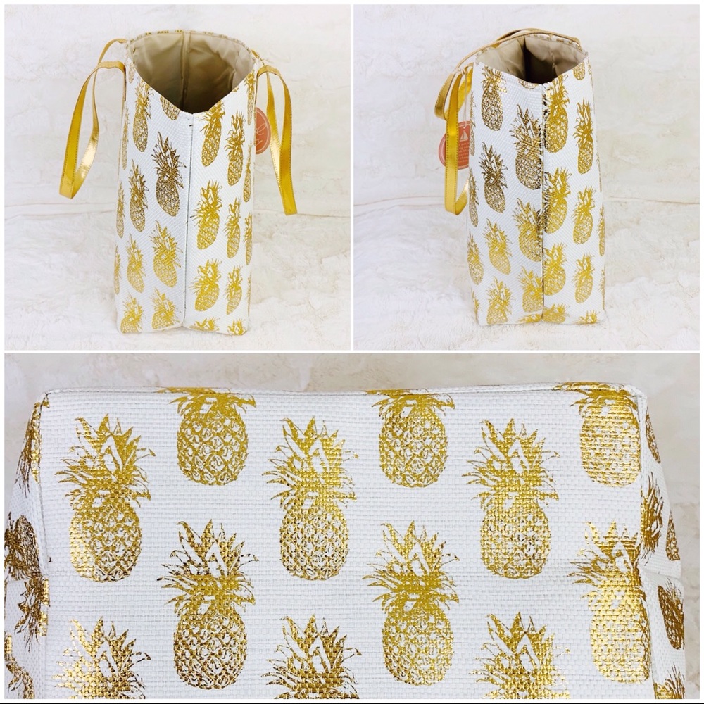 🎉 HOST PICK 🎉 Ivory & Gold Pineapple Beach Tote - Picture 7 of 7
